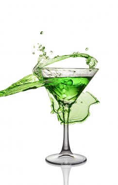 Splash yeşil alkollü kokteyl içki cam