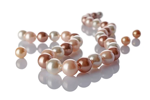 Luxury elegant colored pearl necklace close-up — Stock Photo, Image