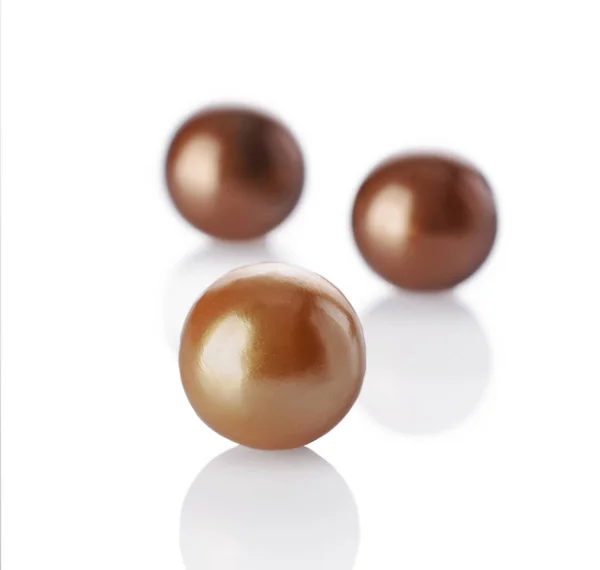 Luxury elegant colored pearl beads close-up — Stock Photo, Image