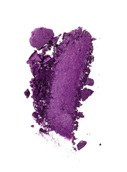 Spalmo di ombretto viola schiacciato come campione di prodotto cosmetico — Foto Stock