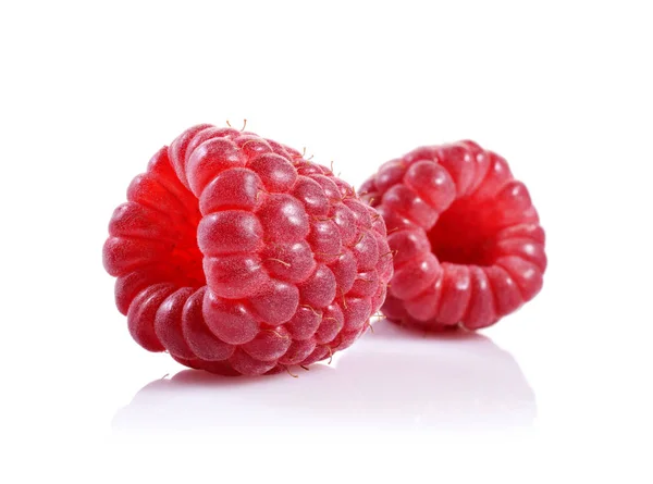 Healthy food. Close up view fresh ripe raspberry isolated — Stock Photo, Image