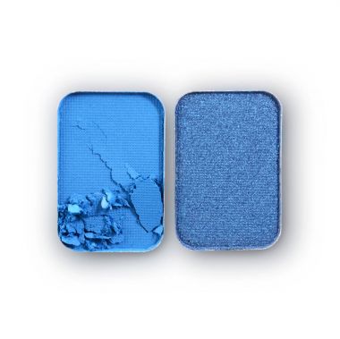 İçin mavi ezilmiş göz farı makyaj kozmetik ürünü örnek