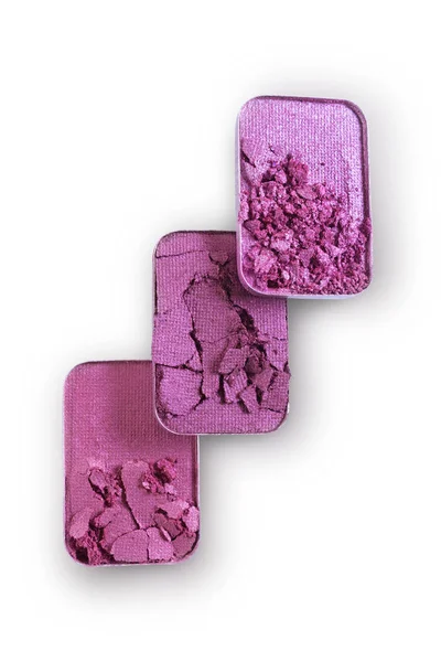 Sombra de ojos triturada púrpura para maquillaje como muestra del producto cosmético —  Fotos de Stock