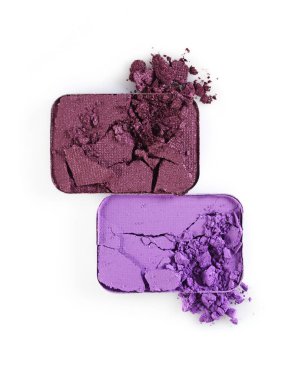 İçin mor ezilmiş göz farı makyaj kozmetik ürünü örnek