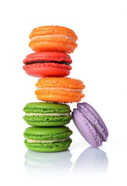 Fransız tatlı. Tatlı çok renkli macaroons veya macarons