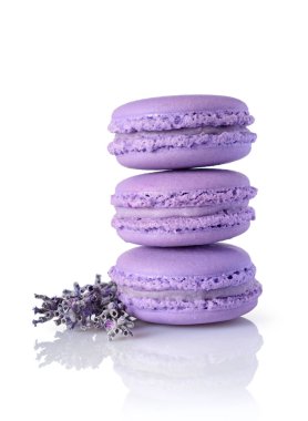 Fransız tatlı. Tatlı leylak macaroons veya macarons lavanta lezzet ve çiçek