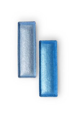 Dikdörtgen parlak mavi göz farı makyaj kozmetik ürünü örnek olarak