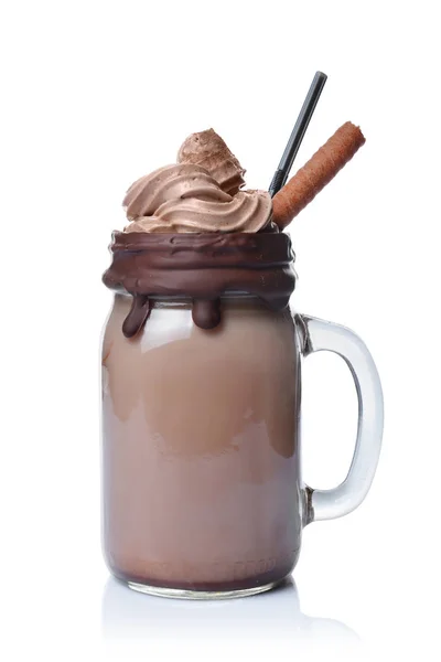 Crazy Čokoládový Mléčný Koktejl Šlehačkou Černý Slaměný Sklenic Izolovaných Bílém — Stock fotografie