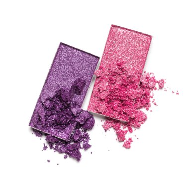 Makyaj için pembe ve mor ezilmiş göz farı