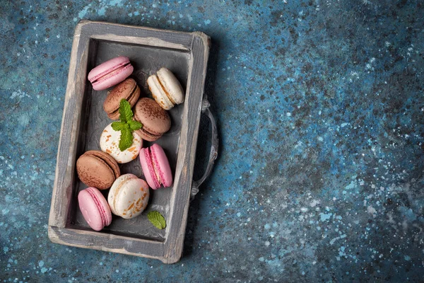 Franse macarons met verschillende smaken — Stockfoto