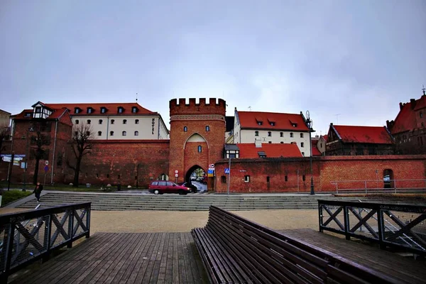 Úterý Dubna 2020 Torun Polsko Historická Mostní Věž Brama Mostowa — Stock fotografie