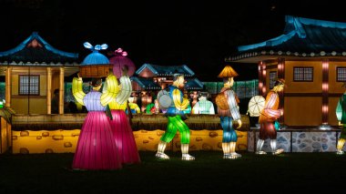 Jinju Namgang Yudeung ya da fener festivali.