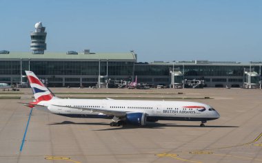 İngiliz Hava Yolları 'nın Inch' teki Boeing 787-9 Dreamliner uçağı.