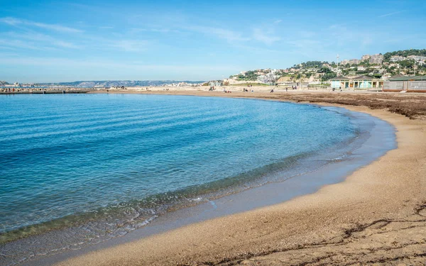 Vista panoramica sulla spiaggia del Prado nella bella giornata di sole Marsiglia Fran — Foto Stock