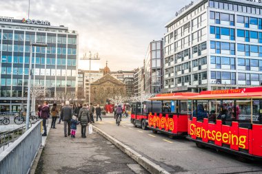 Kızıl Cenevre Turistik Gezici Treni 