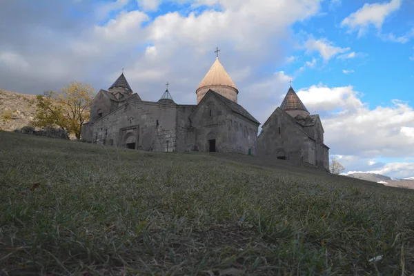 Klasztor Goshavank Dawniej Znany Jako Nor Ghetik Znajduje Się Zielonym — Zdjęcie stockowe