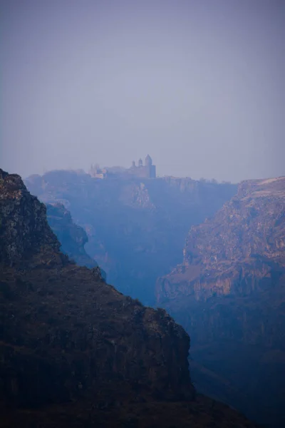 Bellissimo Canyon Lontananza Chiesa Saghmosavank — Foto Stock