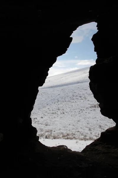 Fenêtre Secrète Hiver Photo Prise Intérieur Grotte — Photo