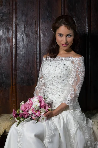 Smiling bridal portrait — Stock Photo, Image