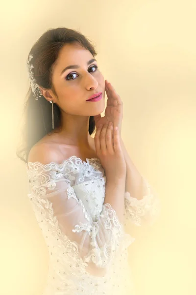 Soft focus portrait of young bride — Stock Photo, Image
