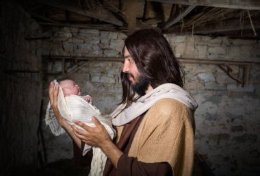İsa'nın Doğuşu ahır Joseph ve bebek İsa ile