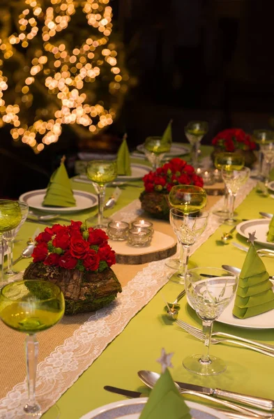 Table de dîner festive — Photo