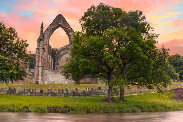 Bolton Abbey i norra Yorkshire — Stockfoto