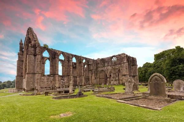 Sonnenuntergang in der Abtei Bolton — Stockfoto