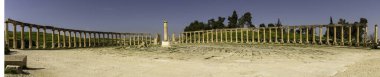 Gerasa, Jerash, Ürdün 'deki Oval Forum' un Panoraması