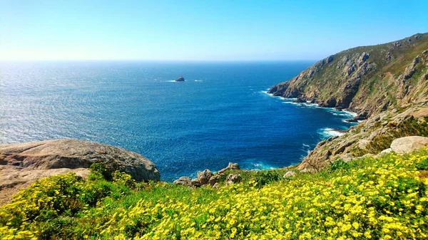 Cape Finisterre, Galiçya, İspanya, manzara ve okyanus manzarası. İspanya 'da Seyahat ve Turizm.