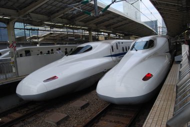 Shinkansen yüksek hızlı tren Japonya, biri en hızlı olduğu dünya