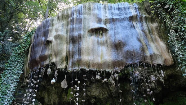 Petrifying Well at Knaresborough — Stock Photo, Image