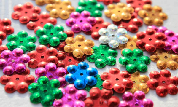 Abstrato fundo multicolorido de flores de papel artesanal . — Fotografia de Stock