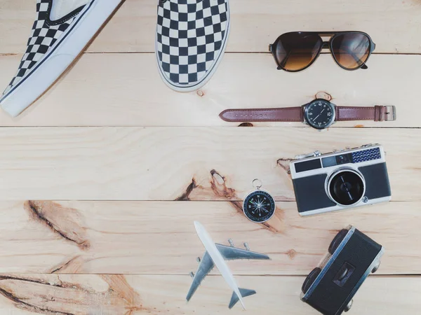 Vista dall'alto di Accessori da viaggio Costumi, Il costo del viaggio vaca — Foto Stock