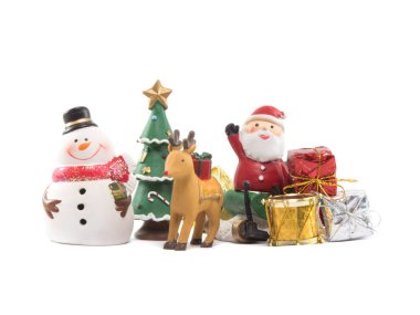 santa kardan adam Ren geyiği kutlama izole
