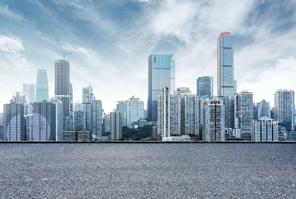 Horizonte de la ciudad moderna —  Fotos de Stock