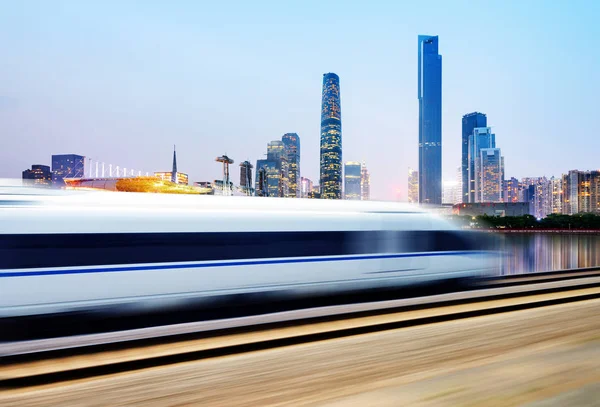 Guangzhou ile yüksek hızlı tren — Stok fotoğraf
