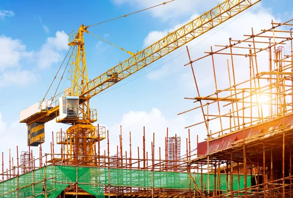 Guindaste de canteiro de obras close-up — Fotografia de Stock