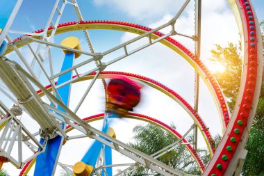 Roller coaster salıncak