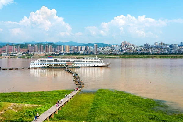 Ukotveny v Yangtze River cruise — Stock fotografie