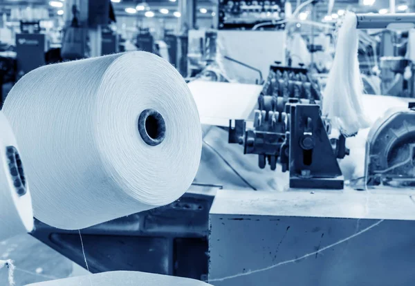 Maquinaria y equipo para fábricas textiles — Foto de Stock