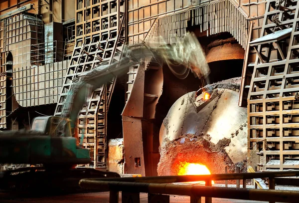 W produkcji huty stali — Zdjęcie stockowe