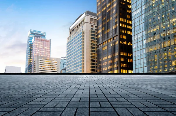 Moderne Wolkenkratzer — Stockfoto