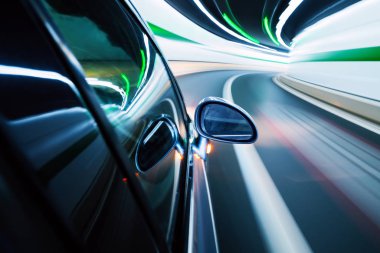 İyi geceler, yüksek hızlı araba