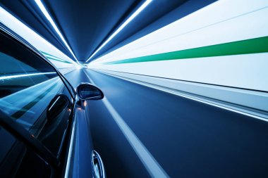 İyi geceler, yüksek hızlı araba