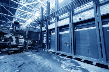 terk edilmiş eski fabrika