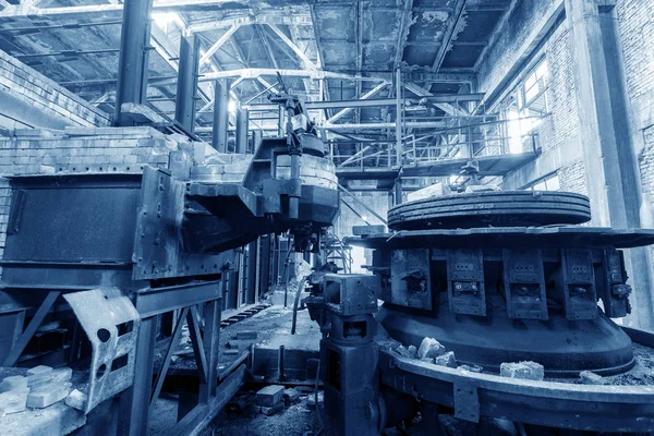 Verlaten oude fabriek — Stockfoto