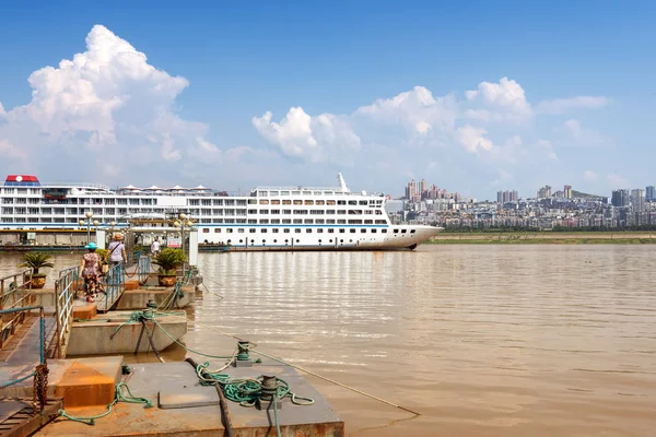 Ukotveny v Yangtze River cruise — Stock fotografie