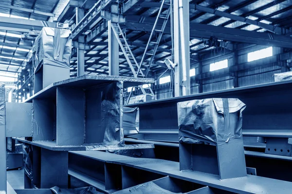 Büyük çelik fabrikası ambar — Stok fotoğraf