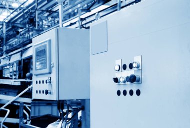 Fabrika kontrol kutusu